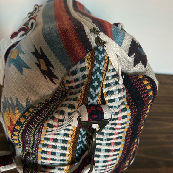 Navajo Rug Patterned Weekender Bag - Picture 3 of 7
